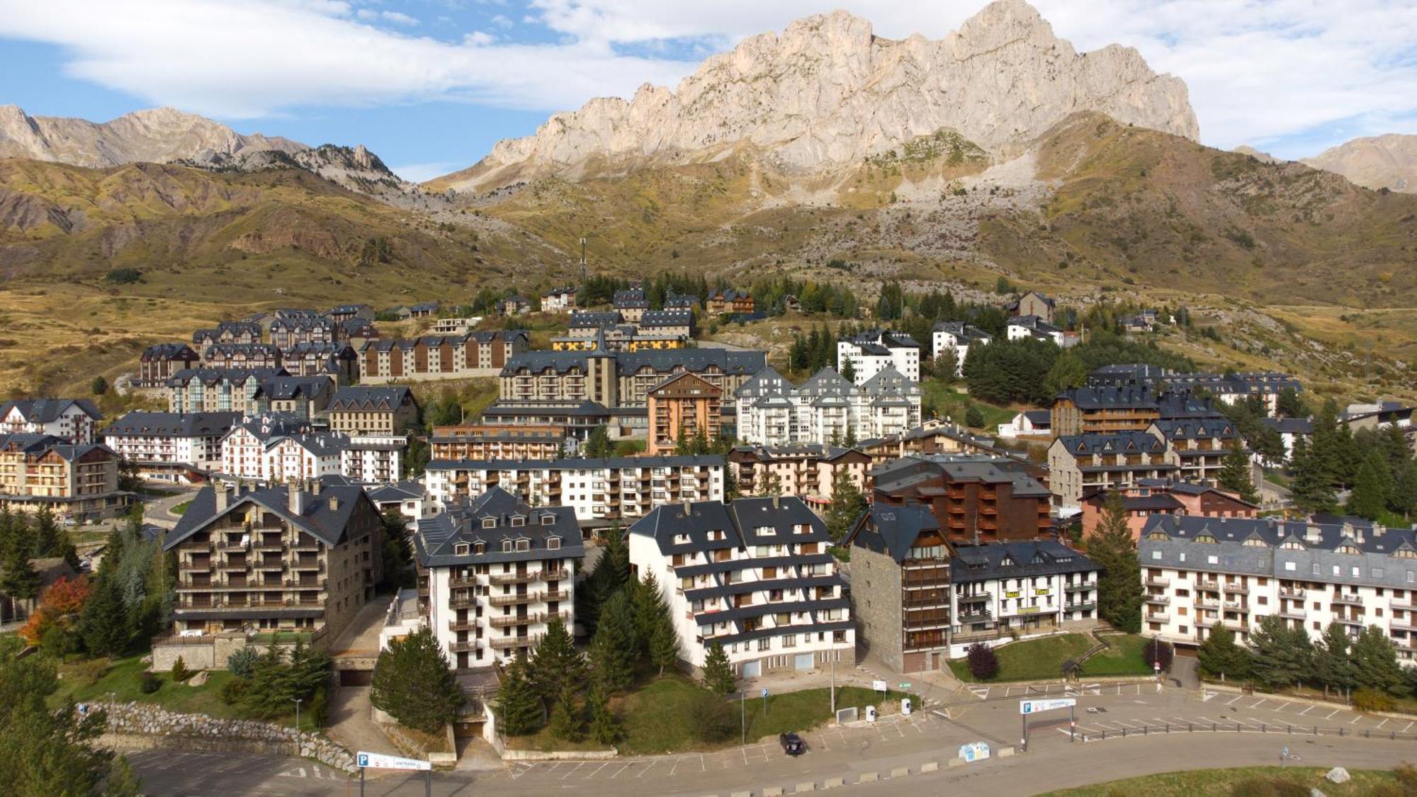 Apartamentos Formigal Bagian luar foto